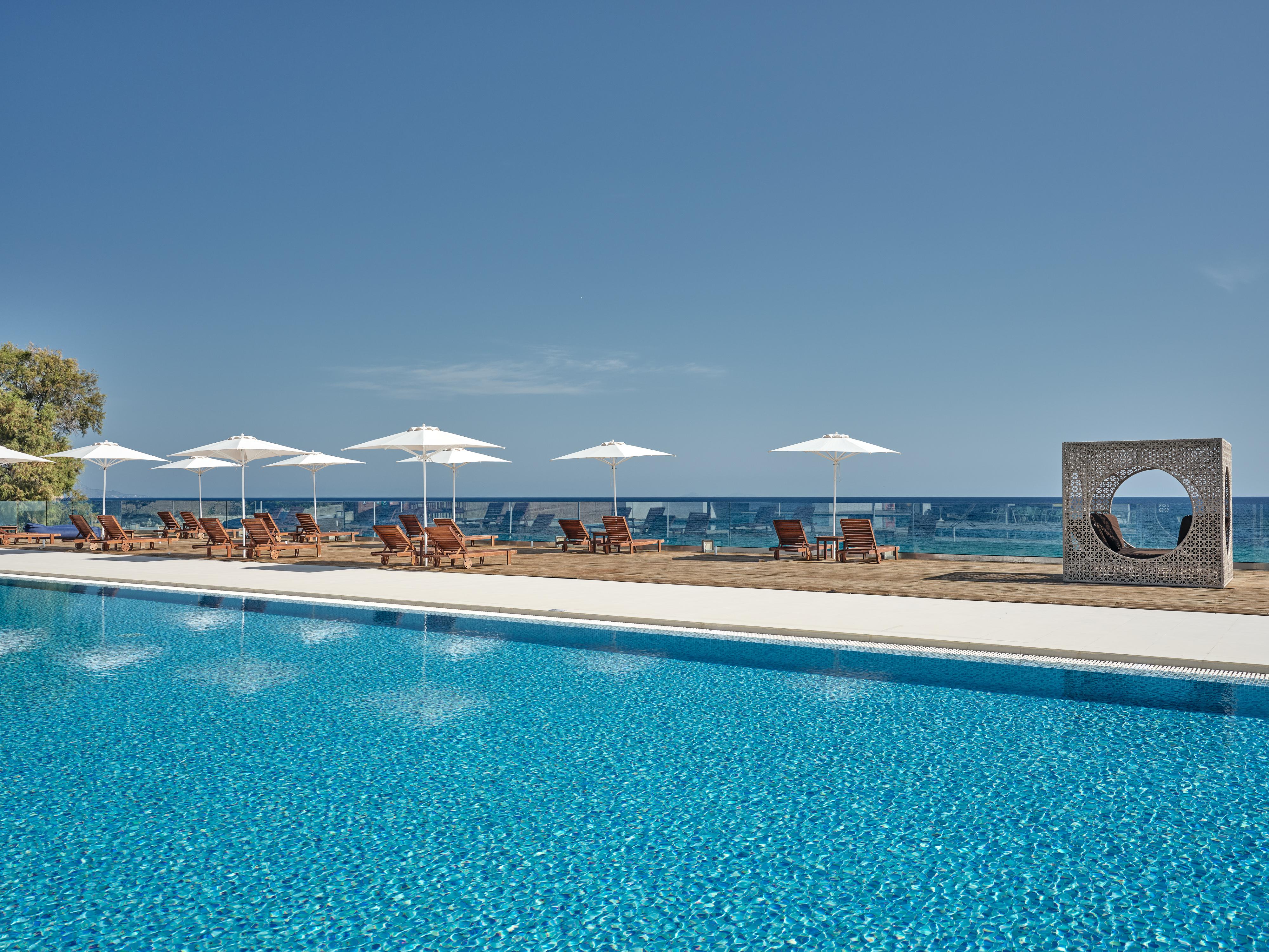 Cavo Orient Beach Hotel & Suites Drosia  Bagian luar foto